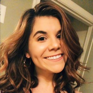 Meet your Posher, Marissa